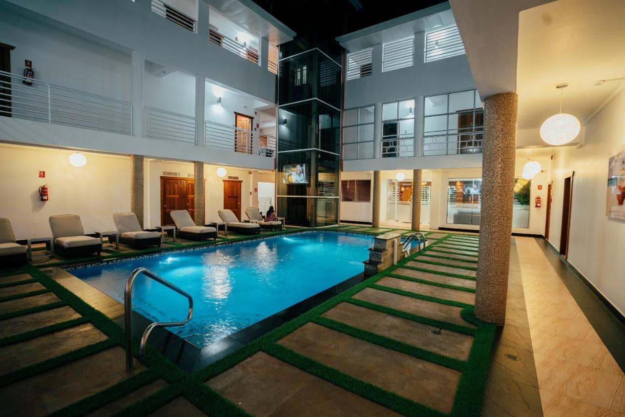 Runway Hotel Piarco Εξωτερικό φωτογραφία