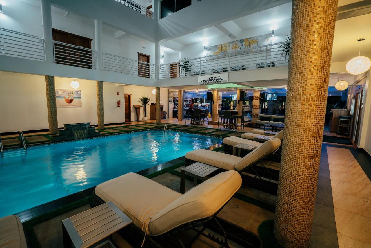 Runway Hotel Piarco Εξωτερικό φωτογραφία