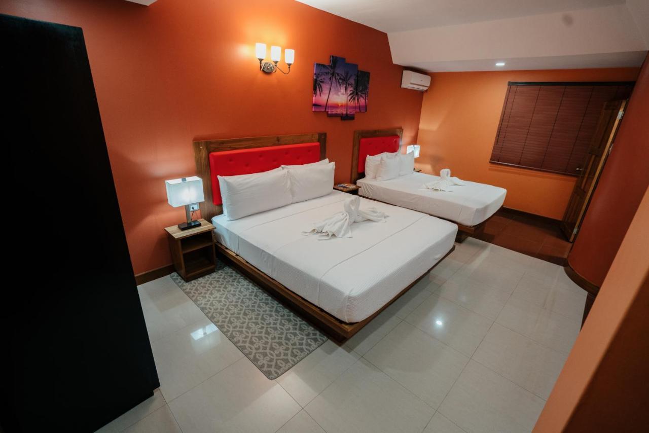 Runway Hotel Piarco Εξωτερικό φωτογραφία