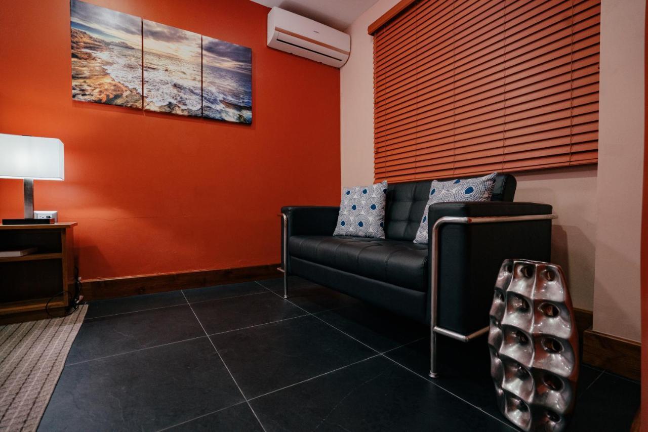 Runway Hotel Piarco Εξωτερικό φωτογραφία